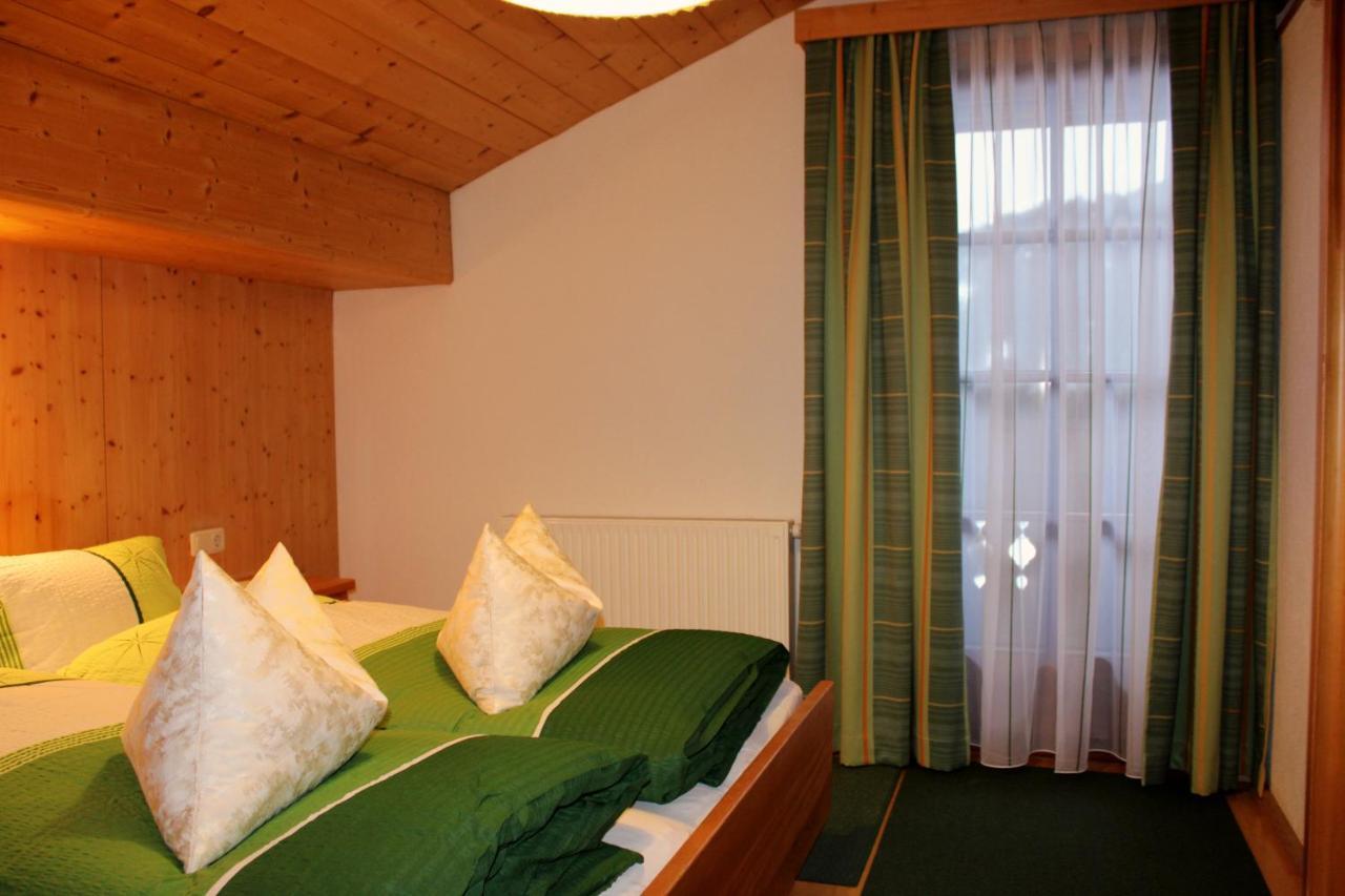 Josef Und Alexandra Ganner Apartment Obertilliach Bagian luar foto